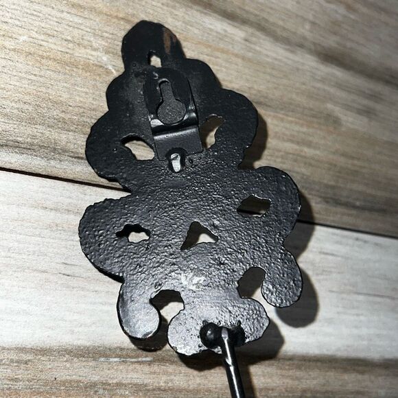 Reserved Ornate Cast Metal Wall Hook Scalloped Ornate Coat Hook HatRack Decorati - Picture 7 of 7